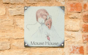 Mouse House at Tove Valley Cottages